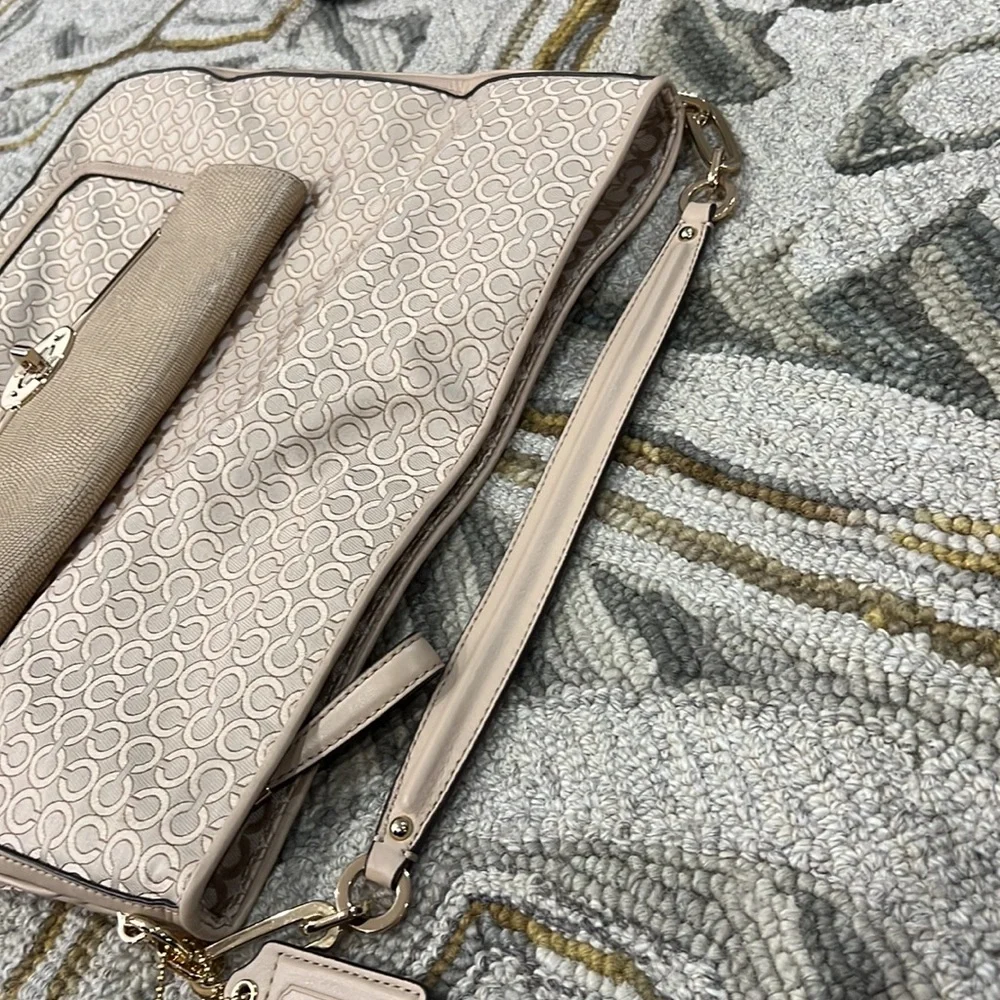 💕 Coach NWOT beige gold top handle satchel x large bag nice 💕